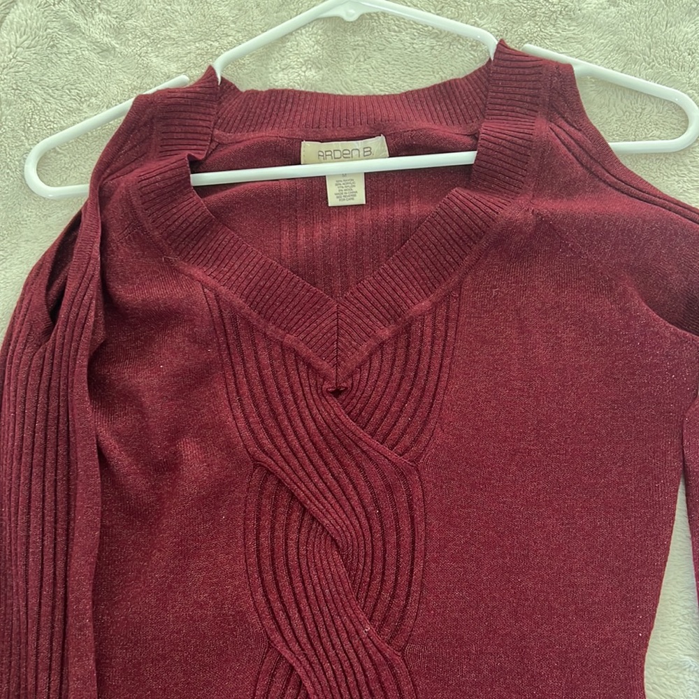 Sweater - Picture 2 of 3